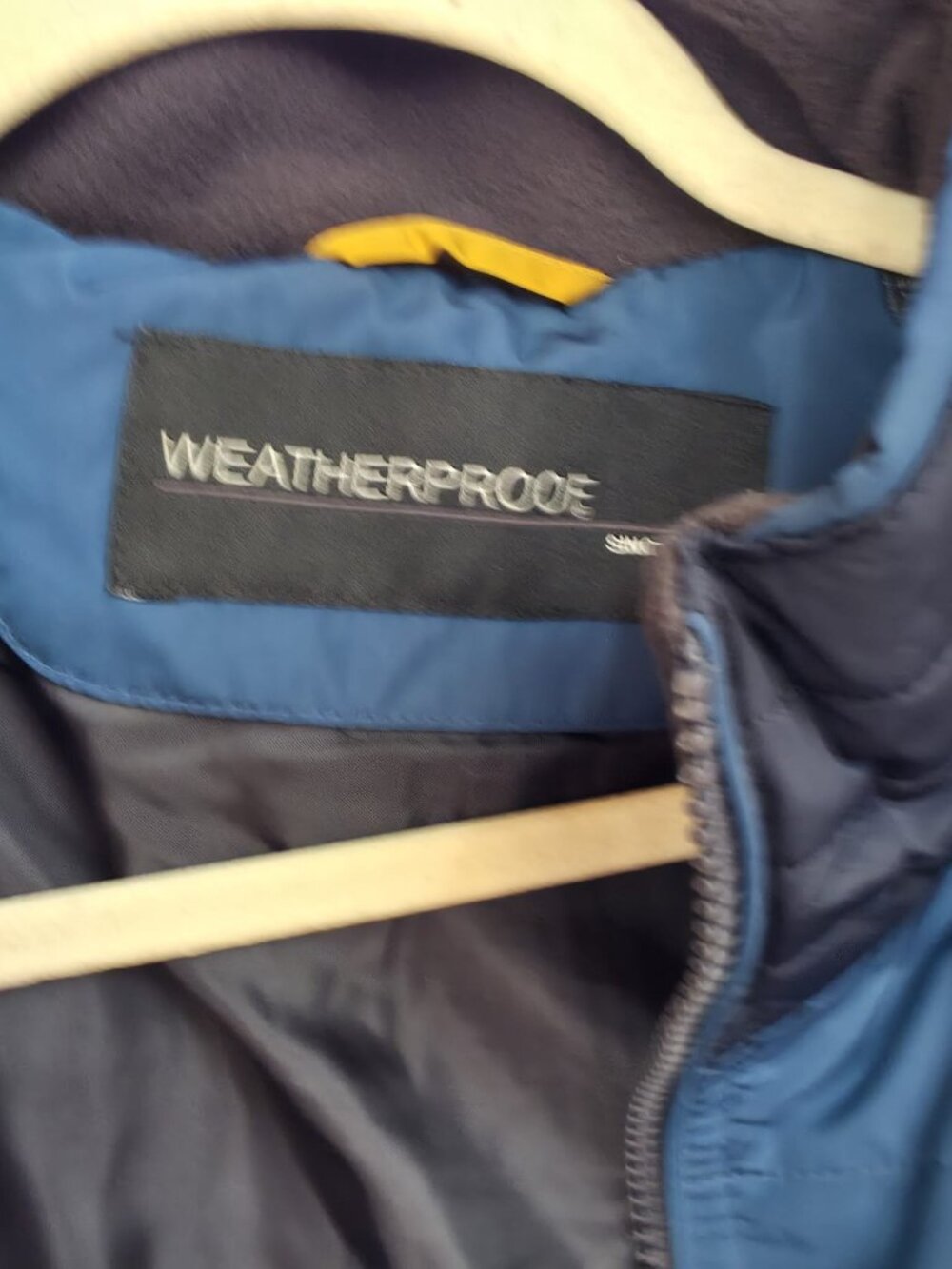 WEATHERPROOF JACKET - Picture 2 of 9